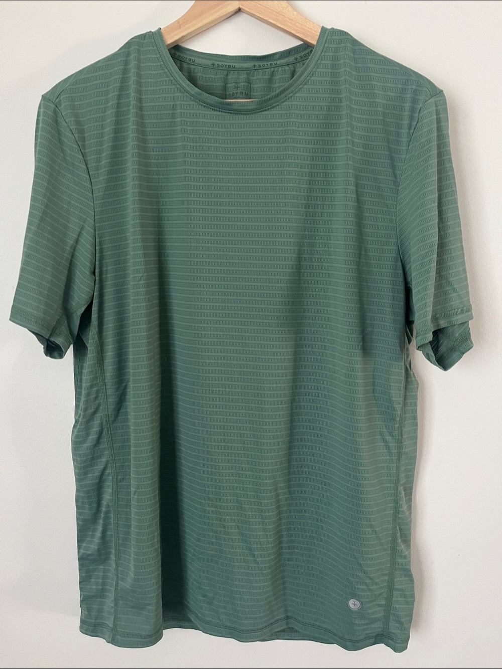 Men's Green Performance Crew Neck Shirt